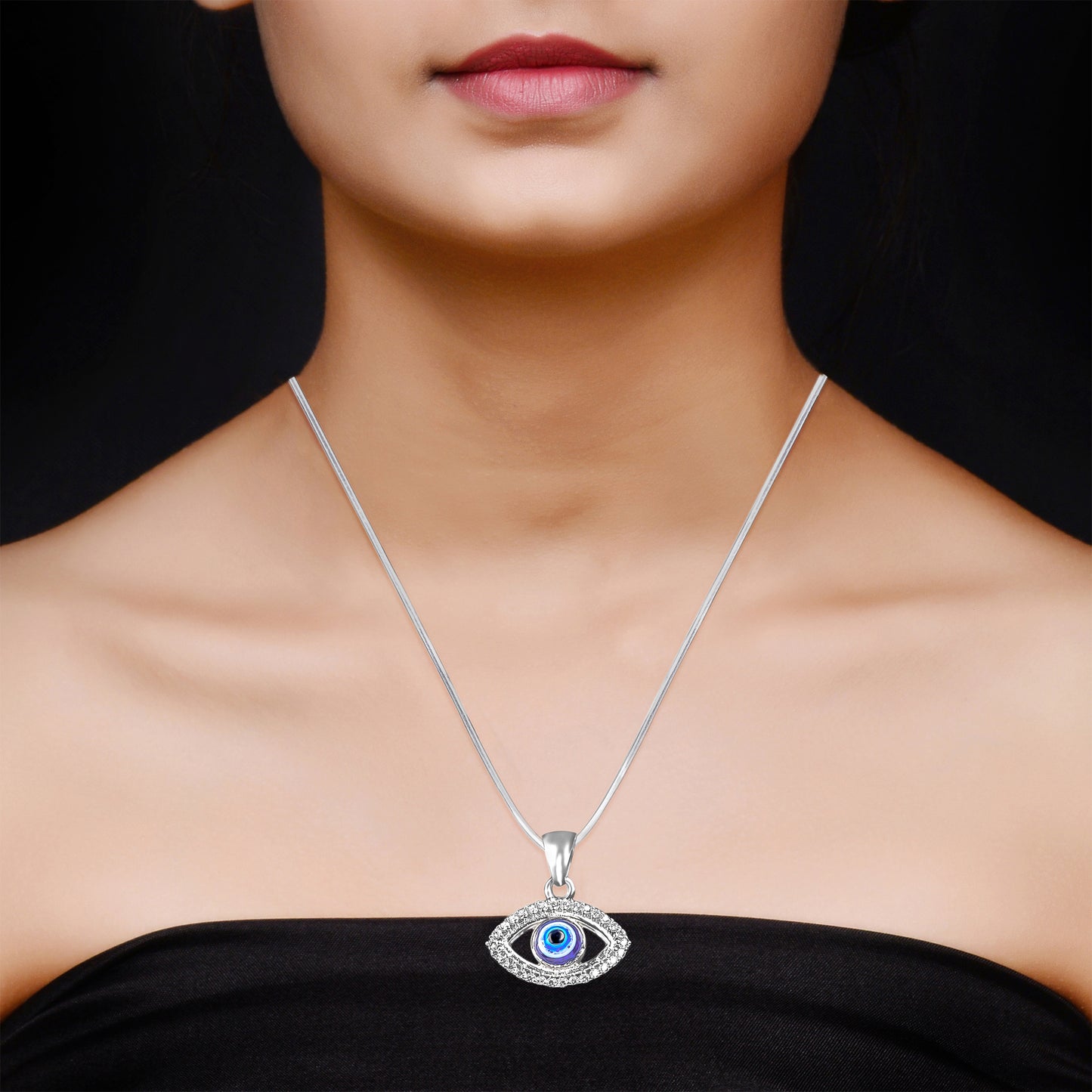 925 Sterling Silver Pendant and Chain